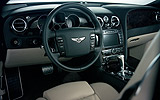 Bentley Continental GT. Modelo 2008. Imagen. Interior. Volante. Salpicadero. Palanca de cambios autom�tica. Sistema de navegaci�n v�a sat�lite.