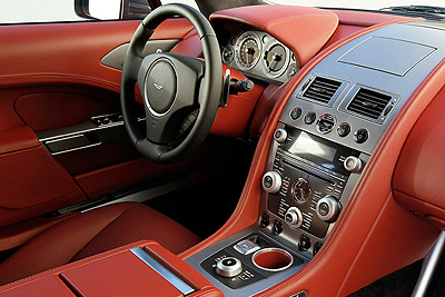 Aston Martin Rapide. Modelo 2010.