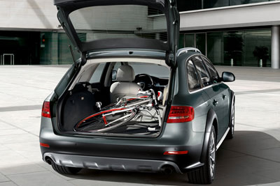 Audi A4 allroad. Modelo 2009.