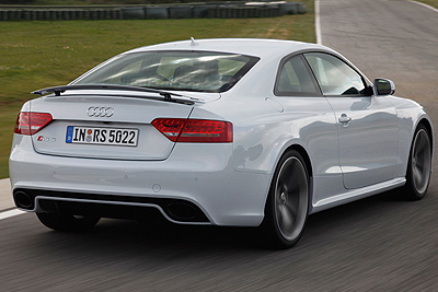 Audi RS 5. Modelo 2010.