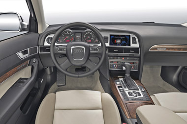 Audi A6. Modelo 2009. Habit&aacute;culo.