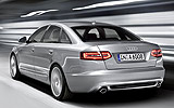 Audi A6 S-line. Modelo 2009. Imagen. Berlina. Posterior lateral. Movimiento. Plata akoya metalizado.
