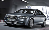 Audi S6. Modelo 2009. Imagen. Berlina. Frontal lateral. Movimiento. Azul boreal efecto perla.