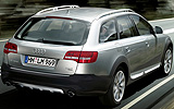 Audi A6 Allroad. Modelo 2009. Posterior lateral. Movimiento. Gris cuarzo metalizado.