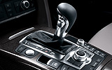 Audi S6. Modelo 2009. Imagen. Interior. Cambio autom&aacute;tico. Palanca