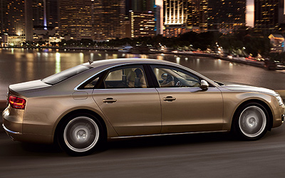 Audi A8. Modelo 2010.