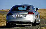 Audi  TTS 2.0 TFSI quattro. Modelo 2009. Coup�. Imagen. Exterior. Posterior. Coche parado. Carretera. Pilotos en off. Plata.