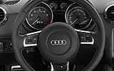 Audi  TTS 2.0 TFSI quattro. Modelo 2009. Imagen. Interior. Detalle volante deportivo multifuncional de cuero. Cuadro de instrumentos.