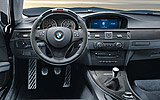 BMW Serie 1 Cabrio. Modelo 2008. Imagen. Accesorio Performance. Interior. Salpicadero. Volante. Palanca de cambios.