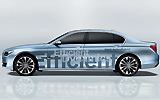BMW Concept 7 Series ActiveHybrid. Prototipo 2008. Imagen. Lateral. Coche parado. Estudio. Azul.