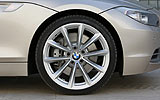 BMW Z4. Modelo 2009. Imagen exterior. Detalle llanta.