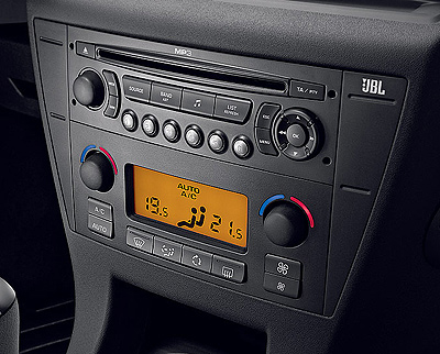 Citro n C4 Modelo 2009 El NaviDrive tiene pantalla en color 