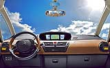 Citro�n C4 Grand Picasso. Modelo 2008. Imagen. Interior. Salpicadero. Navegador. Piel marron. Bicolor.