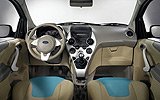 Ford Ka. Modelo 2009. Imagen interior. Salpicadero. Volante. Palanca de cambios. Asientos.