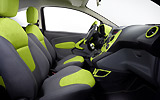 Ford Ka Digital. Modelo 2009. Imagen. Interior. Salpicadero. Volante. Consola central. Climatizador. Palanca de cambios manual. Asientos.