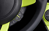 Ford Ka Digital. Modelo 2009. Imagen. Interior. Detalle mandos volante audio.