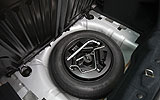 Ford Ka. Modelo 2009. Imagen. Interior. Rueda de repuesto.