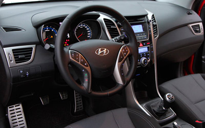 Hyundai i30. Modelo 2013.