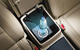 Hyundai ix55. Modelo 2009. Imagen. Interior. Detalle reposabrazos delantero con caja portaobjetos refrigerada.
