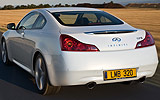 Infiniti G37 Coup�. Modelo 2009. Imagen exterior. Posterior lateral. Movimiento. Carretera. Moonlight White.