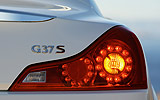 Infiniti G37 Coup�. Modelo 2009. Imagen exterior. Detalle. Piloto trasero derecho. Diodos luminosos. Moonlight White.