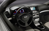 Infiniti G37 Coup�. Modelo 2009. Imagen interior. Salpicadero. Volante. Cuadro de mandos.