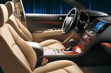 Infiniti G37. Modelo 2009