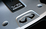 Infiniti G37. Modelo 2009. Imagen t�cnica. Motor. Gasolina V6 de 320 CV.