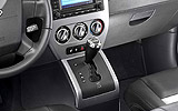 Jeep Compass. Modelo 2007. Imagen. Interior. Detalle palanca de cambios autom�tica.