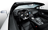 Lamborghini Gallardo LP 560-4 Spyder. Modelo 2009. Imagen interior. Salpicadero. Cuadro de mandos. Volante.