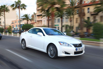 Lexus IS C. Modelo 2009
