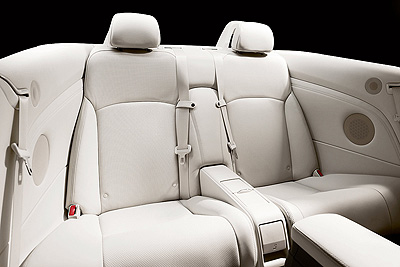 Lexus IS C. Modelo 2009