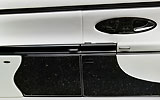 Maybach Landaulet. Modelo 2009. Imagen. Interior. Detalle puerta. Mando para la posici�n de los asientos traseros.