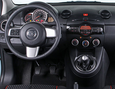 Mazda2. Modelo 2011.