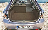 Mazda6. Modelo 2008. Imagen. Interior. Maletero. Asiento trasero derecho plegable.