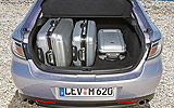 Mazda6. Modelo 2008. Imagen. Interior. Maletero con carga.