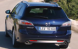 Mazda6 Wagon. Modelo 2008. Kit deportivo (SAP). Imagen. Exterior. Posterior. Coche en movimiento. Carretera.