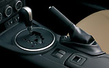 Mazda MX-5. Modelo 2009. Imagen. Interior. Palanca de cambios autom�tica. Freno de mano.