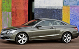 Mercedes-Benz Clase E Coup�. Modelo 2009. Imagen exterior. Lateral. Coche parado. Carretera.