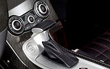 Mercedes-Benz SLR Stirling Moss. Modelo 2009. Imagen. Exterior. Detalle palanca de cambios autom�tica.