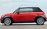 MINI John Cooper Works Cabrio. Modelo 2009. Imagen. Exterior. Lateral. Coche parado. Carretera. Rojo.