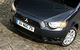 Mitsubishi Colt. Modelo 2009. 3 puertas. Imagen. Exterior. Detalle frontal.