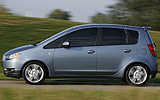 Mitsubishi Colt. Modelo 2009