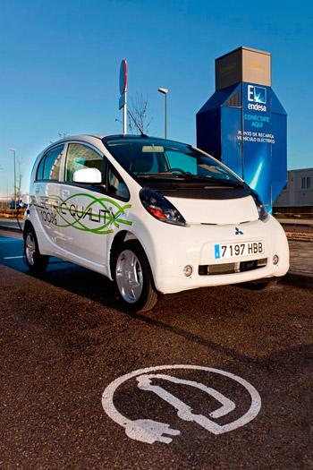 Mitsubishi i-MiEV. Modelo 2011.