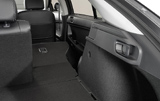 Mitsubishi Lancer Sportback. Modelo 2009. Imagen interior. Espacio de carga. Asientos abatibles.