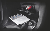 Mitsubishi Lancer Sportback. Modelo 2009. Imagen interior. Conexi�n para fuentes de sonido externas