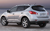 Nissan Murano. Modelo 2009. Imagen. Lateral- posterior. Coche parado. Carretera. Gris.