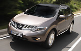 Nissan Murano. Modelo 2009. Imagen. Frontal- lateral. Coche en movimiento. Carretera. Marr�n.