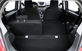 Nissan Pixo. Modelo 2009. Imagen. Interior. Asiento trasero derecho plegable.