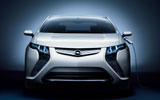 Opel Ampera. Prototipo 2009. Imagen. Exterior. Frontal. Recarga. Coche parado. Estudio.